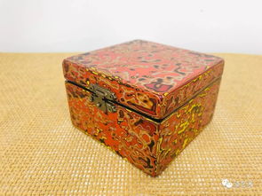 匠心與時光的交織——桂林師范高等專科學(xué)校首屆工藝美術(shù)品設(shè)計班漆器工藝結(jié)課成果展
